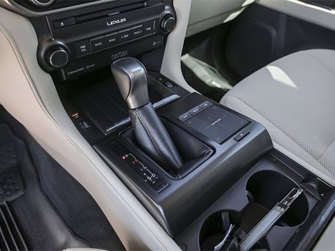 Used 2023 Lexus GX 460 Premium image 21