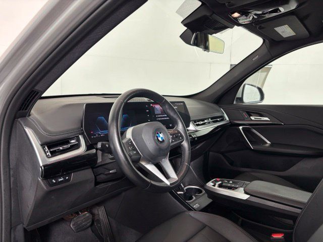Used 2023 BMW X1 xDrive28i w/ Convenience Package AWD/4WD image 9