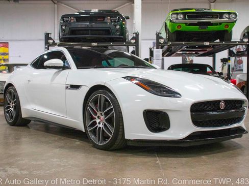 Used 2018 Jaguar F-TYPE R-Dynamic AWD/4WD image 10