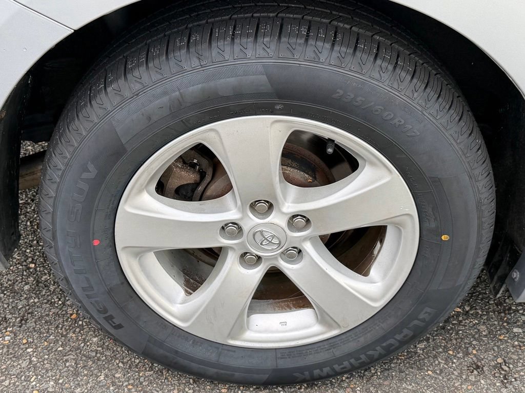 Used 2015 Toyota Sienna LE FWD image 36