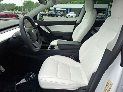 Used 2022 Tesla Model Y Performance AWD/4WD image 15