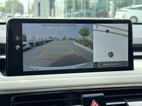 Used 2025 Genesis G70 2.5T image 17