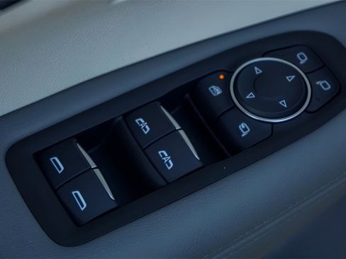 New 2025 Cadillac XT6 Premium Luxury w/ Technology Package image 18