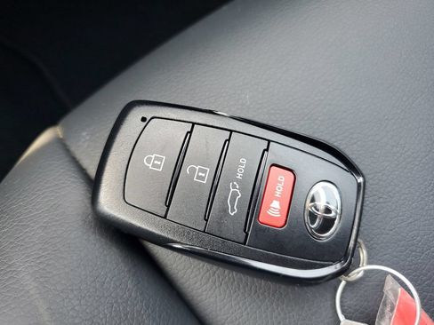 Used 2023 Toyota Corolla Cross AWD Hybrid w/ Convenience Package image 28