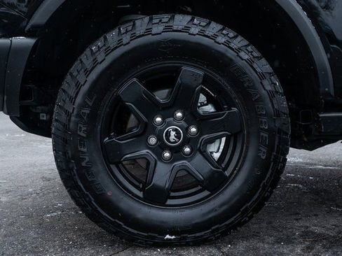 Used 2024 Ford Bronco Black Diamond image 10