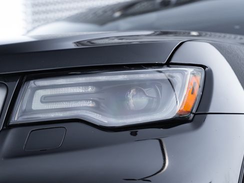 Used 2019 Jeep Grand Cherokee High Altitude image 35