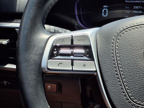 Used 2025 Kia Telluride S FWD image 22