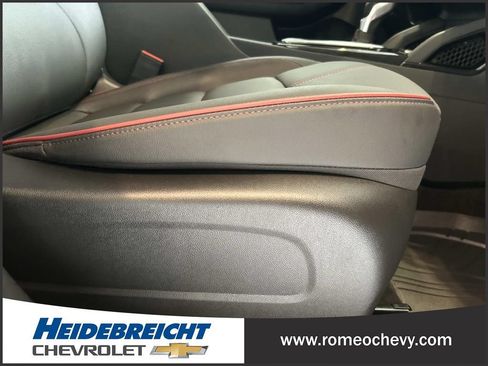Used 2024 Chevrolet TrailBlazer RS w/ Driver Confidence Package AWD/4WD image 35