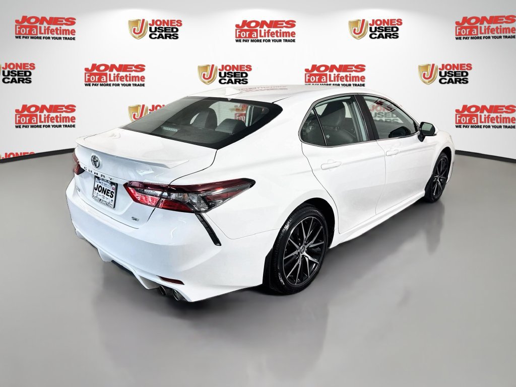 Certified 2024 Toyota Camry SE FWD image 15