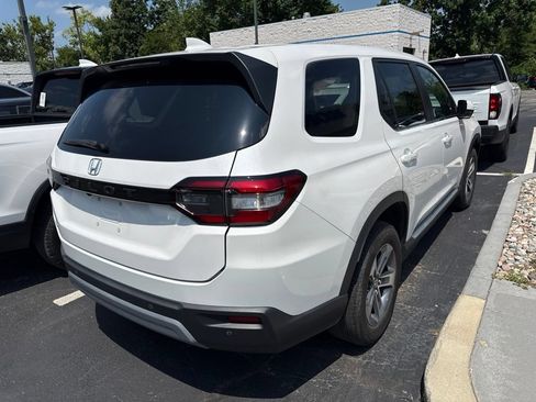 Used 2023 Honda Pilot EX-L image 5