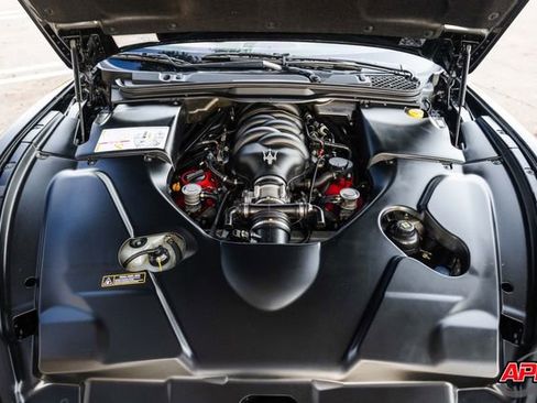 Used 2013 Maserati GranTurismo Sport image 28