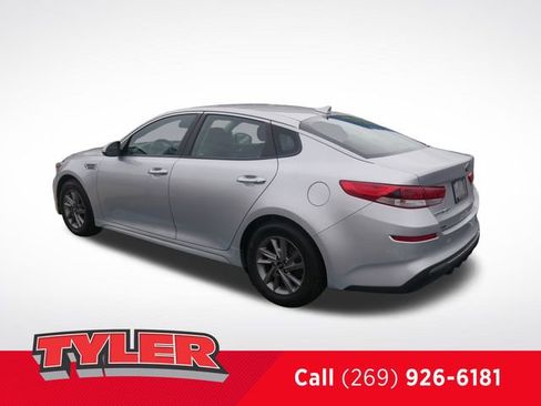 Used 2020 Kia Optima LX FWD image 5