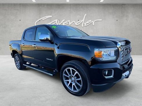 Used 2020 GMC Canyon Denali image 2