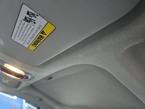 Used 2024 Hyundai Elantra SEL w/ Convenience Package FWD image 6