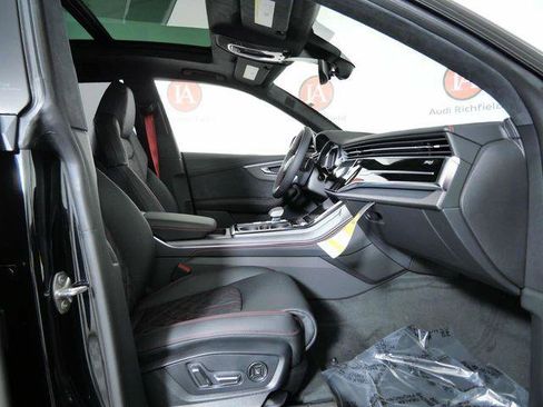 New 2026 Audi SQ8 Prestige image 12