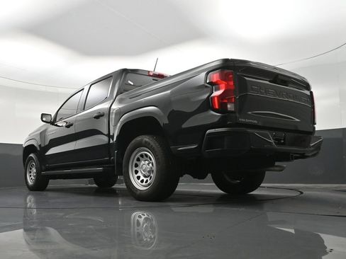 Used 2025 Chevrolet Colorado W/T RWD image 27