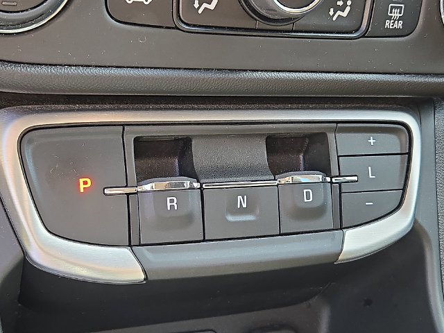 Used 2024 GMC Terrain SLE w/ Driver Convenience Package AWD/4WD image 9