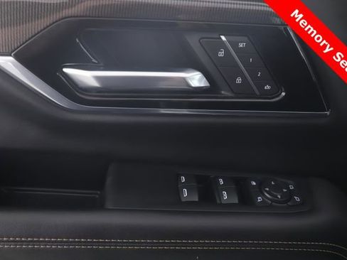 Used 2025 GMC Yukon Elevation w/ Technology Package AWD/4WD image 20