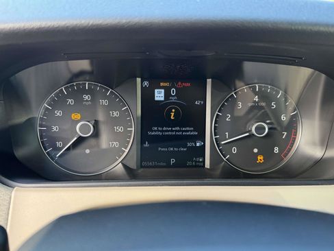 Used 2020 Land Rover Range Rover Velar S image 30