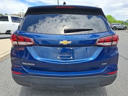 Certified 2022 Chevrolet Equinox LS w/ LS Convenience Package AWD/4WD image 6