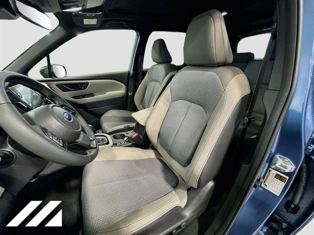 Used 2025 Subaru Forester Premium AWD/4WD image 21