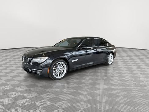 Used 2013 BMW 750Li xDrive AWD/4WD image 5