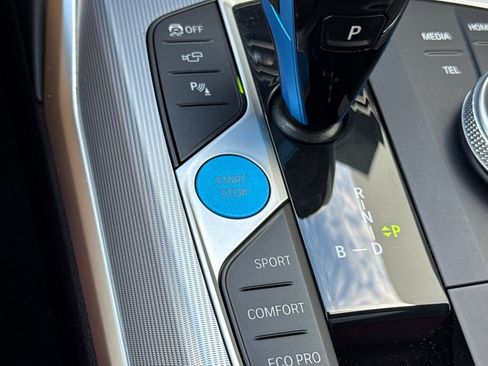 Used 2023 BMW i4 eDrive35 image 33