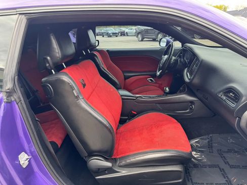 Used 2019 Dodge Challenger R/T Scat Pack RWD image 12