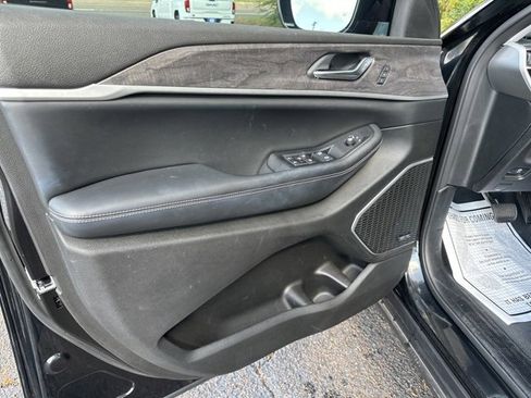 Used 2022 Jeep Grand Cherokee Limited 4xe image 15