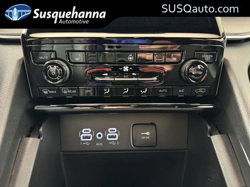 New 2025 Jeep Grand Cherokee Limited image 27