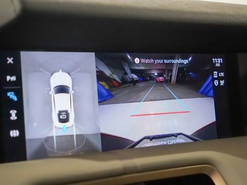 Certified 2023 Porsche Taycan image 31