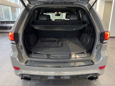 Used 2019 Jeep Grand Cherokee SRT AWD/4WD image 36