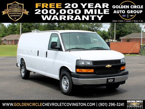 New 2026 Chevrolet Express 3500 Extended RWD image 1