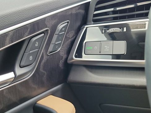 Certified 2025 Audi Q7 3.0T Premium Plus w/ Premium Plus Package image 20