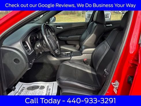 Used 2019 Dodge Charger SXT w/ Plus Group image 12