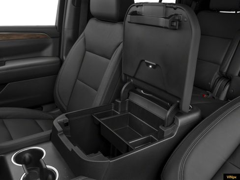 Used 2022 Chevrolet Tahoe LT w/ LT Signature Plus Package RWD image 12