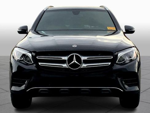 Used 2019 Mercedes-Benz GLC 300 4MATIC image 3