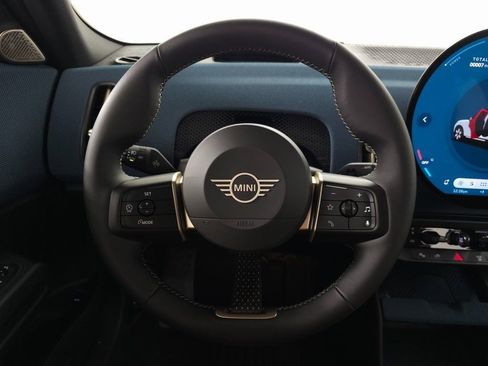 New 2025 MINI Cooper Countryman SE w/ Comfort Package Max image 17