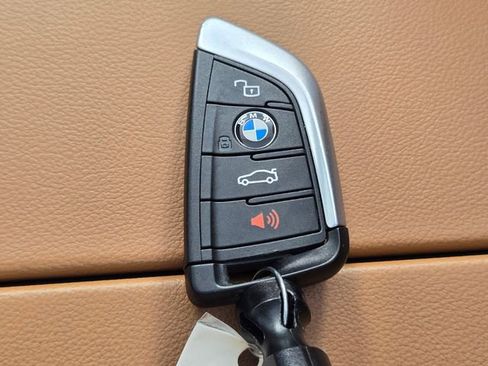 Used 2019 BMW Z4 sDrive30i w/ M Sport Package image 21
