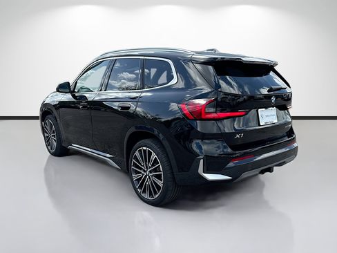 Used 2025 BMW X1 xDrive28i w/ Technology Package image 5