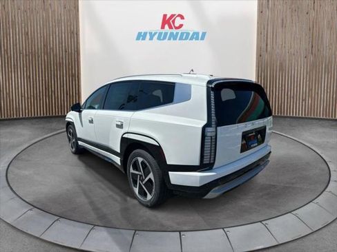 New 2026 Hyundai Ioniq 9 Limited image 8