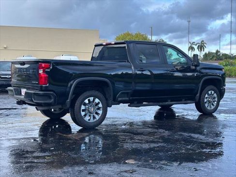 Used 2025 Chevrolet Silverado 2500 Custom w/ Z71 Off-Road Package AWD/4WD image 8