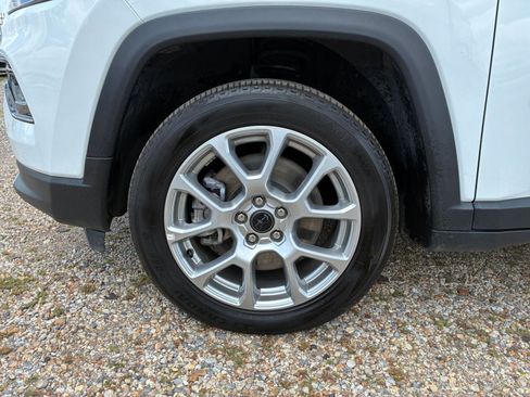 Used 2025 Jeep Compass Limited AWD/4WD image 26
