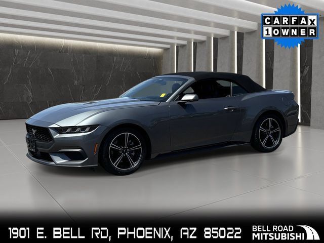 Used 2025 Ford Mustang Premium RWD image 1