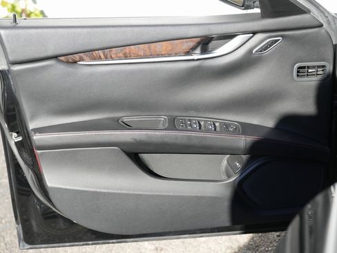 Used 2015 Maserati Ghibli S Q4 image 27