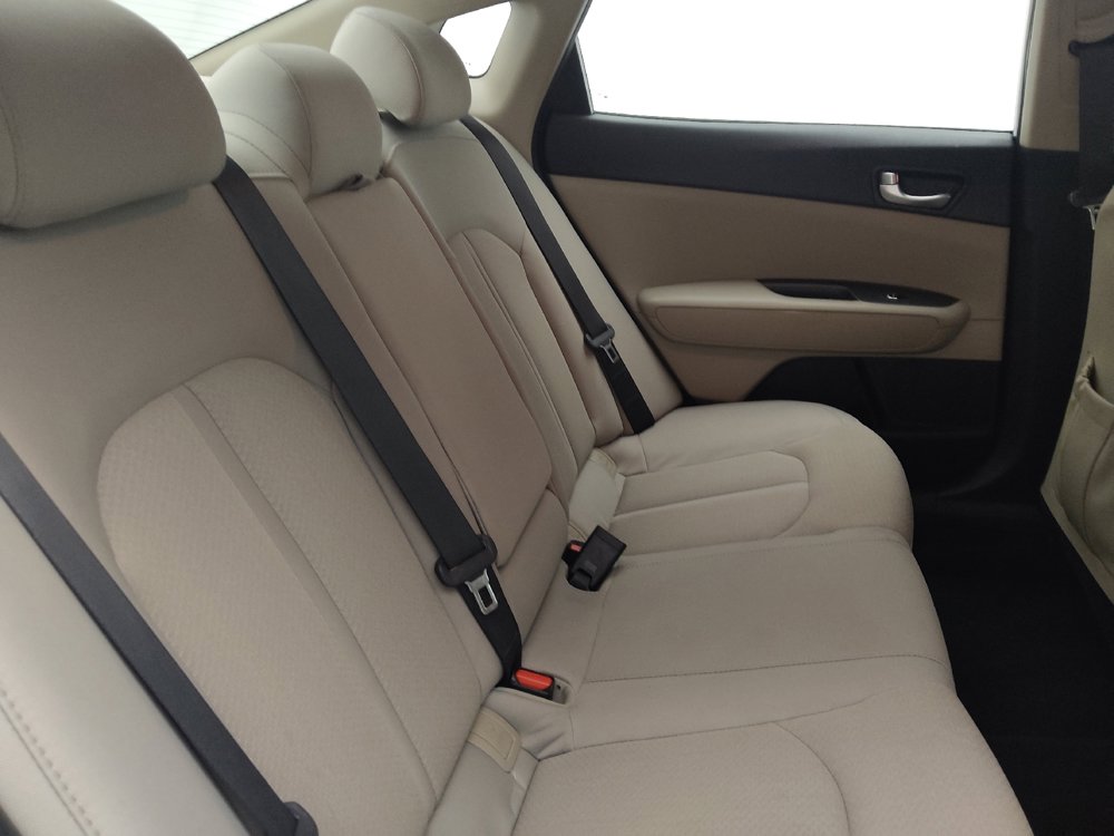 Used 2017 Kia Optima LX FWD image 19