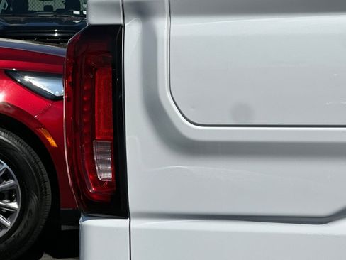 Used 2024 GMC Sierra 1500 SLT image 47