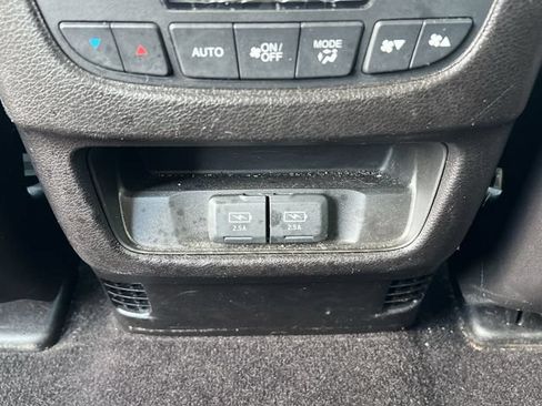 Used 2020 Acura MDX SH-AWD image 39