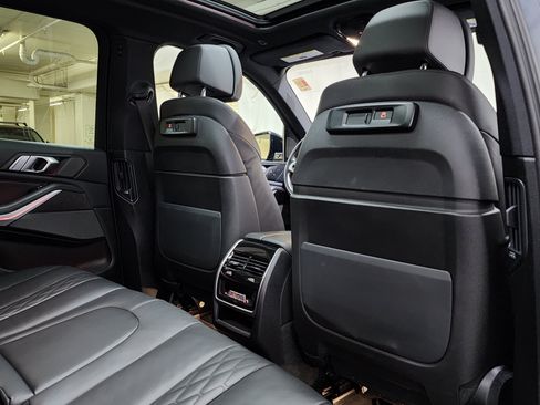 Used 2022 BMW X5 M50i w/ Premium Package AWD/4WD image 19