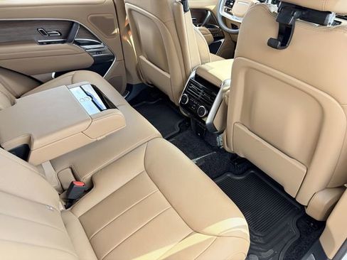 New 2026 Land Rover Range Rover SE image 13